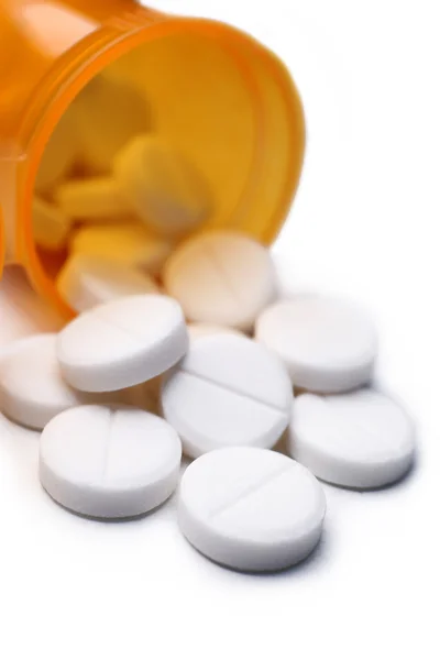 Montón de pastillas blancas, primer plano —  Fotos de Stock
