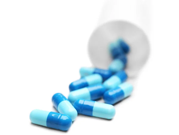 Högen av piller isolerad på vit — Stockfoto