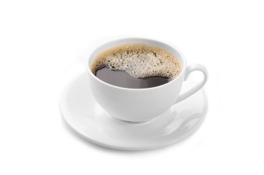 Beyaz üzerine izole edilmiş bir fincan kahve.