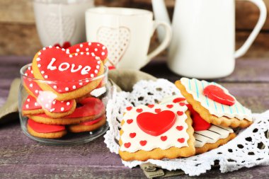 kalp şekilli kurabiye