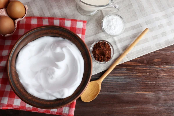 Whipped egg whites — Stock Photo, Image