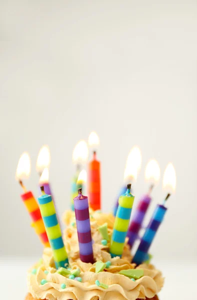 Delicioso cupcake de cumpleaños — Foto de Stock