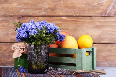 mavi çan çiçekleri