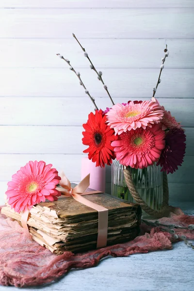 Hermosas gerberas brillantes — Foto de Stock