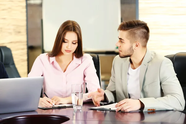 Imprenditori che lavorano — Foto Stock