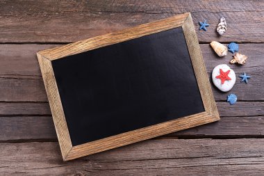 ahşap arka plan üzerinde seyahat yazıt