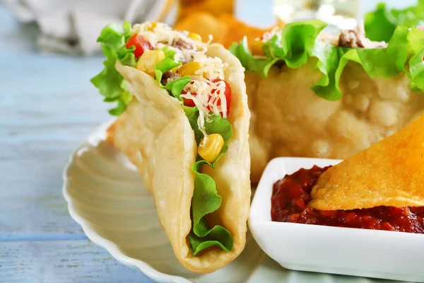 Sebze ile lezzetli taco — Stok fotoğraf