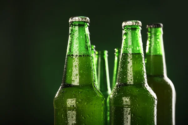 Bottiglie di vetro di birra — Foto Stock