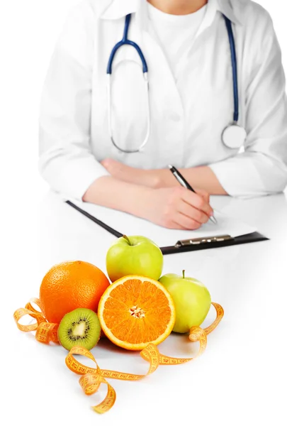 Beslenme uzmanı doktor diyet planı, üzerinde beyaz izole yazıyor — Stok fotoğraf