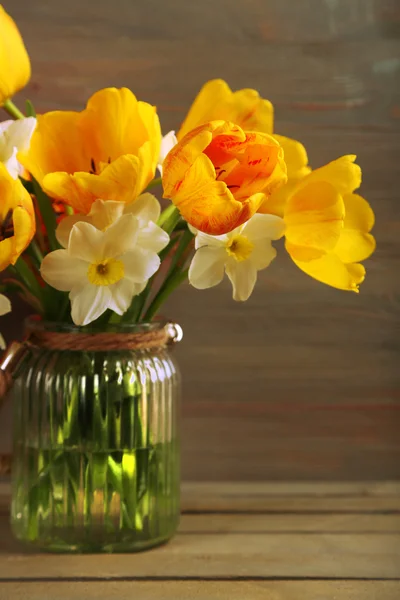 Beautiful bouquet of tulips and narcissus — Stock Photo, Image