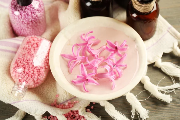 Beautiful spa composition with hyacinth flowers, close up — Stock Photo, Image