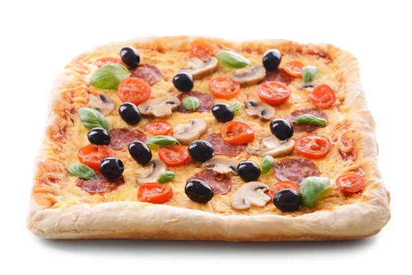 Νόστιμη σπιτική πίτσα που απομονώνονται σε λευκό — Φωτογραφία Αρχείου
