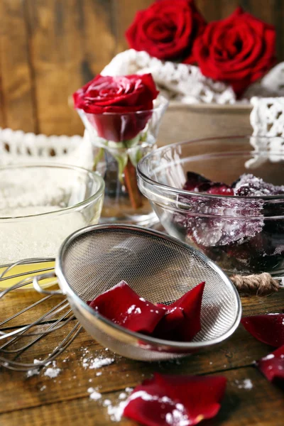 Kandierte Rosenblütenblätter — Stockfoto