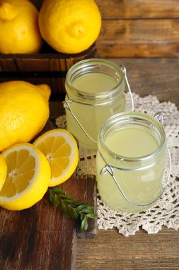 Limon suyu ile natürmort