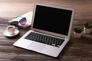 seyahat için rezervasyon bilet yakın çekim hazırlanıyor