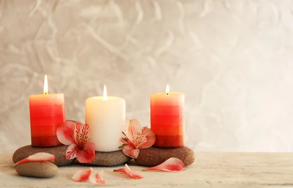 Natura morta con candele spa — Foto Stock