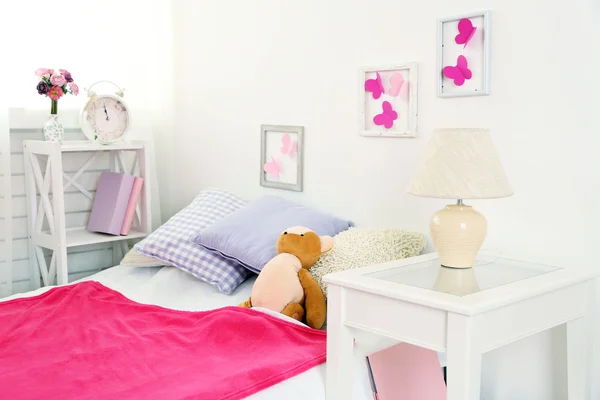 Krásné růžové dívky ložnice — Stock fotografie