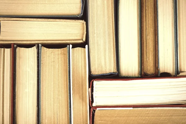 Groep van boeken dicht omhoog, bovenaanzicht — Stockfoto