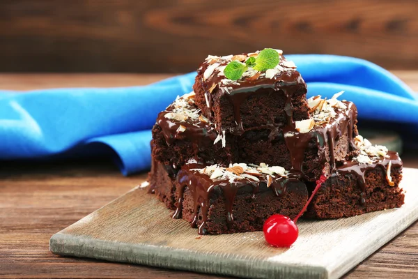 Deliciosos pasteles de chocolate —  Fotos de Stock