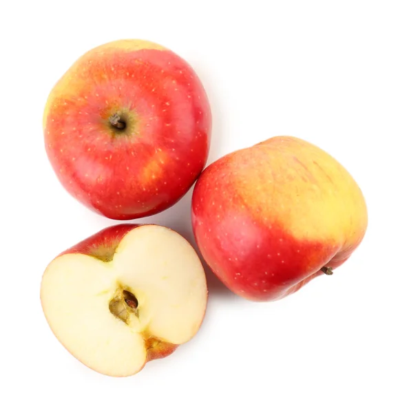 Aufgeschnittener Apfel isoliert auf weiß — Stockfoto