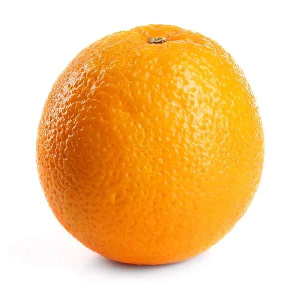 Πορτοκαλί ώριμο απομονωμένο σε λευκό — Φωτογραφία Αρχείου