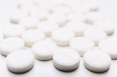 Beyaz hap, closeup yığını