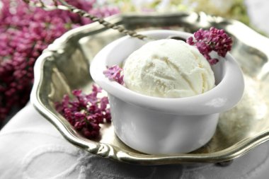 ice cream and lilac flowers clipart