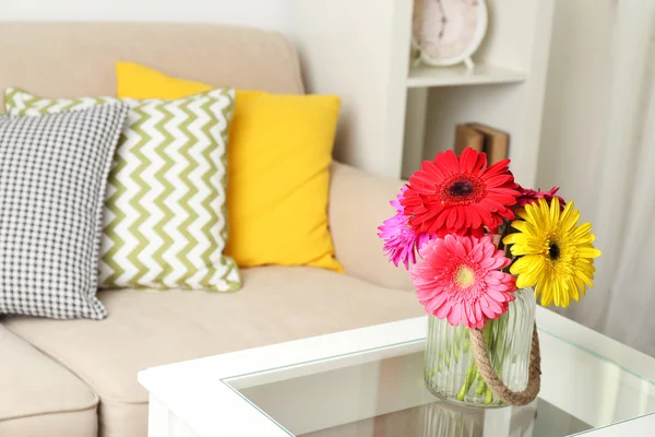 Modern interior with comfortable sofa — Stock Photo, Image