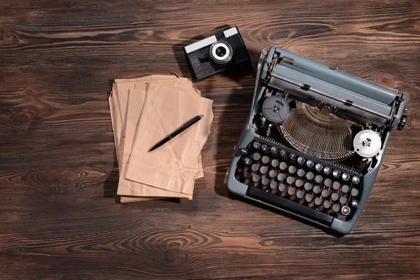 Old retro typewriter — Stock Photo, Image