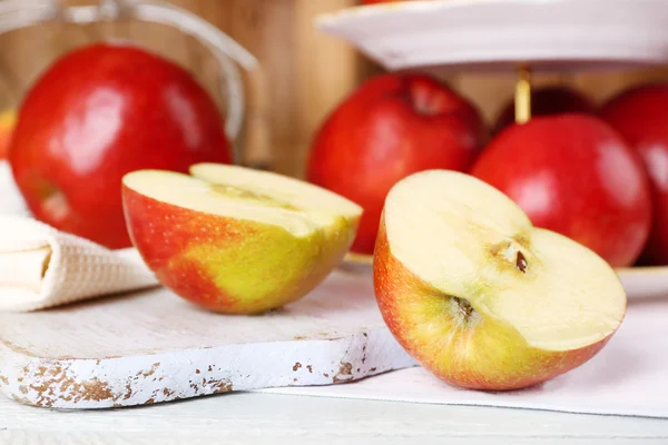 Smaczne jabłka dojrzałe — Zdjęcie stockowe