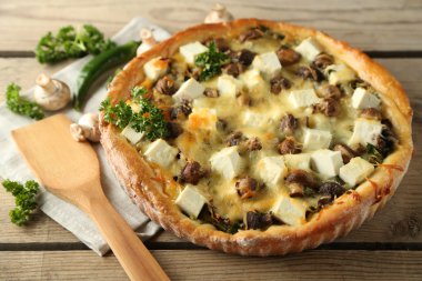 Peynir pasta mantar ile