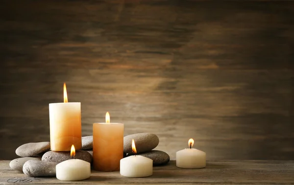 Nádherná skladba se svíčkami — Stock fotografie
