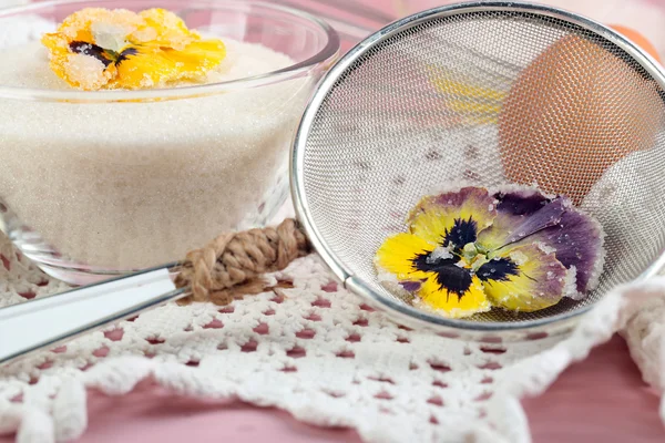 Candied sugared violet flowers — Stock Photo, Image