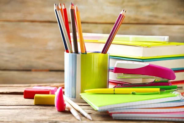 Papelería de escuela brillante — Foto de Stock