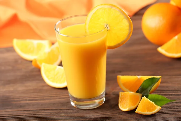 Orange juice on table close-up — Stock Photo, Image