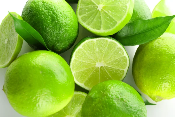 Sliced fresh limes, closeup — Stock Photo, Image