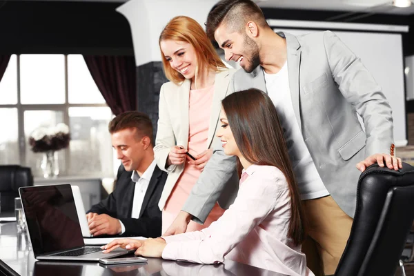 Gente de negocios trabajando — Foto de Stock