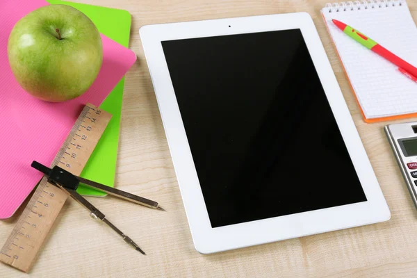 Tablet and school supplies — Stock Photo, Image