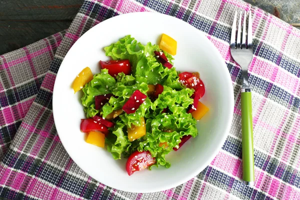 Cuenco de ensalada verde fresca —  Fotos de Stock