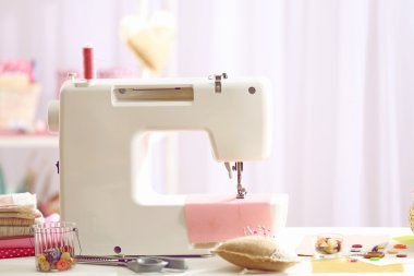 dikiş makinesi atölye tablo