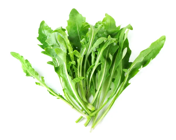 Bando de folhas de arugula frescas isoladas em branco — Fotografia de Stock