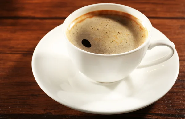 Чашка свіжої кави — стокове фото