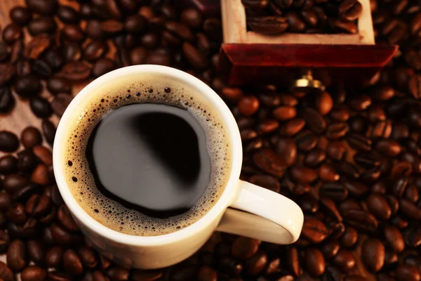 Cup of fresh coffee — Stock Photo, Image