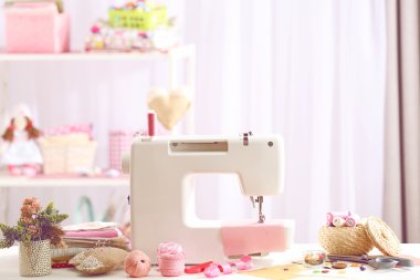 dikiş makinesi atölye tablo