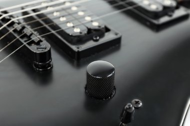 elektro gitar kapatmak