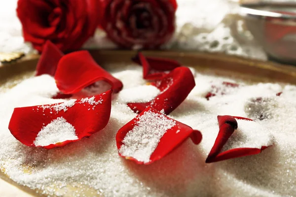 Candied roses petals — Stock Photo, Image
