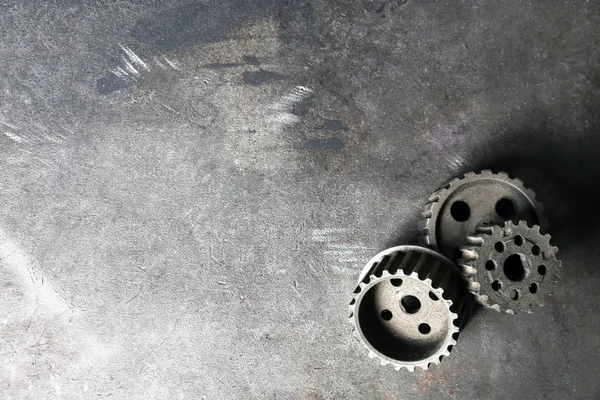 Group of rusty transmission gears on table close up — Stock Photo, Image