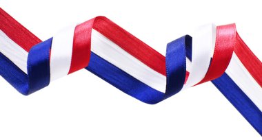 renkli şeritler üzerinde beyaz izole