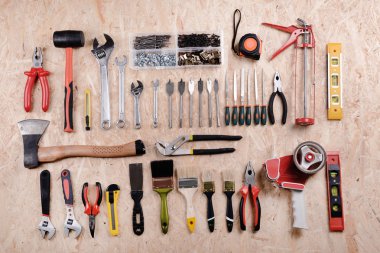 kontrplak, üstten görünüm üzerinde araçlar kümesi