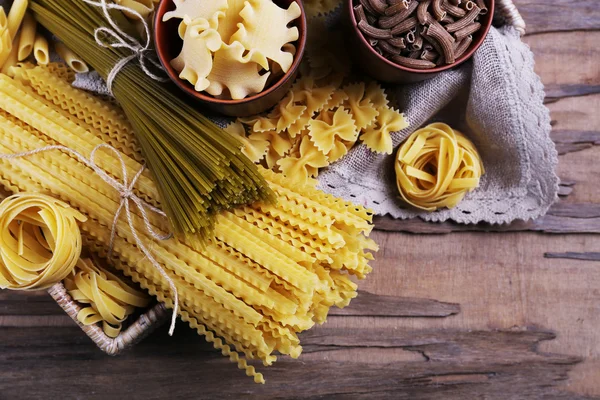 Different types of pasta — Stock Photo, Image